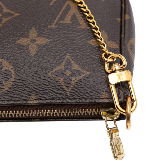Pre-Loved Louis Vuitton Monogram Mini Pochette Accessoires - Picture 8 of 10
